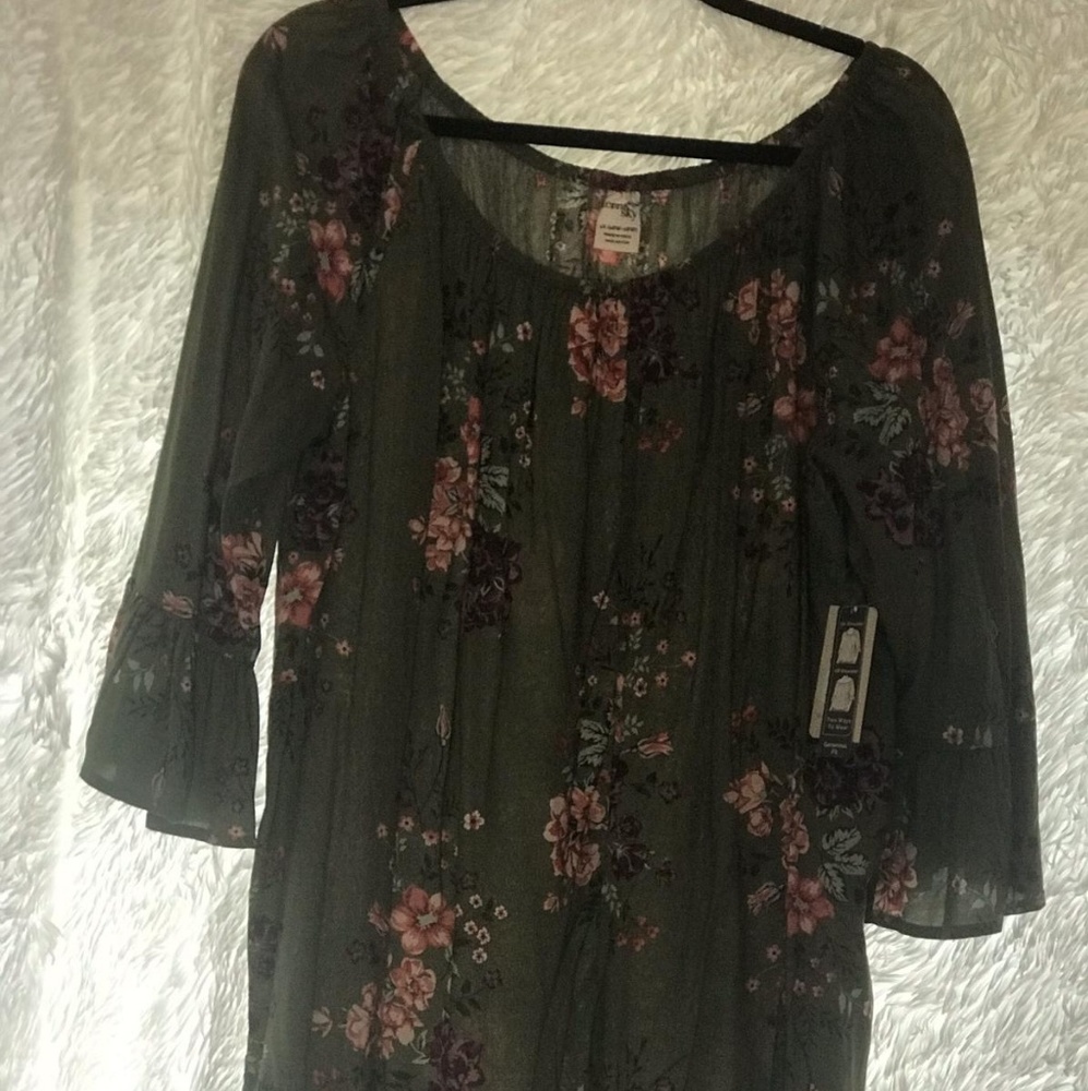 New Long Sleeve On/Off Shoulder Blouse